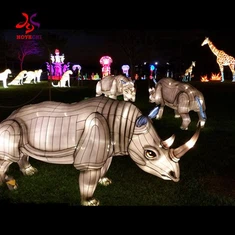 Õues veekindel IP 65 loomaaiafestivali latern Loomade pereelu suurus Orangutanide latern