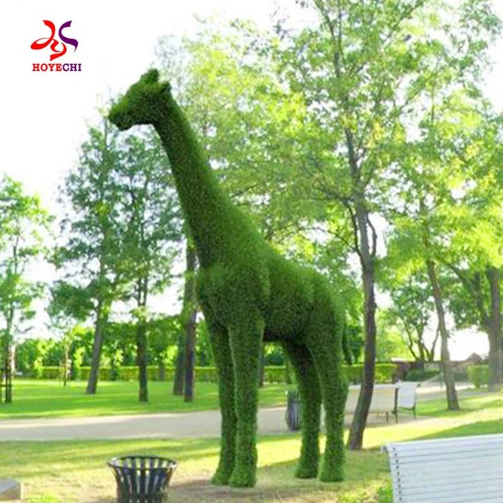 Urban Oasis: The Charm Of Giant Ecological Sculptures